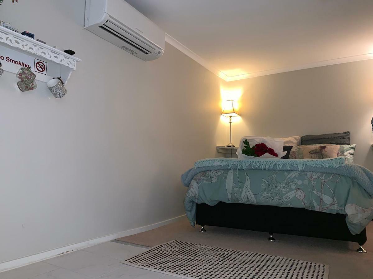 Churchill'S B&B Twin Spa Getaway Studio Swansea Ngoại thất bức ảnh
